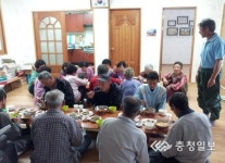 바쁜 영농철 함께 식사 일손도 덜고 주민 화합