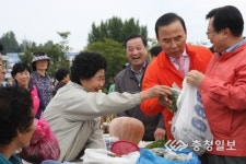 이동필 장관, 옥천 안남면 방문