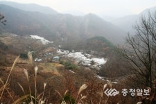 충청인의 젖줄 대청호 500리길 구름재와 은운리길