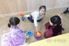 청원초등학교병설유치원 통밀 놀이장이 생겼어요