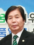 음성 능산초 반영섭 교장 출판기념회 수익금 성금 전달