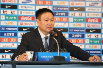'월드컵 성적 부진' 홍명보·허정무 동반 사퇴