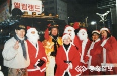 이색적인 산타퍼레이드