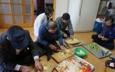 익숙하지 않지만 아내를 위해