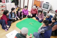 명절엔 역시 윷놀이!