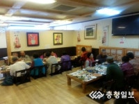 음성 감곡 하누연식당, 노인들에게 무료 점심 제공