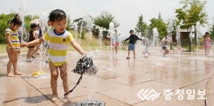 물만난 동심(童心)