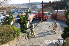 충남 서천소방서 동계 수난사고 대비 적응훈련 실시