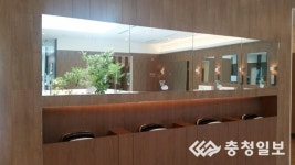 망향휴게소, 천안 지역 명소 테마 화장실로 새단장
