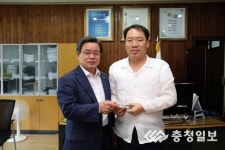 서천읍 오거리 밝게 빛난다