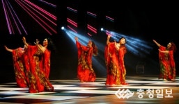 화려한 벨리댄스 매력속으로  청주시 뮤즈케이 탈리아와 함께하는 페스티벌 성료