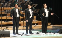 [국제로타리3740지구 합창단 창단음악회] 테너들의 멋진 하모니