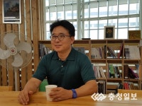 청주 출신 설치미술가 강익중씨 지역발전·후학 양성 힘 보탠다