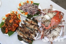 고소한 자연산 전어·꽃게 맛 보세요