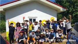 천안시공동체지원센터, 지역 대학과 농촌마을 벽화그리기 전개