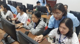 코리아텍 학생들 라오스서 컴퓨터ㆍ로봇 등 IT교육봉사 구슬땀