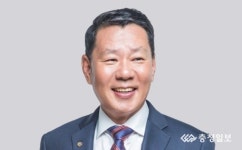 세계한인무역협회 하용화 회장, 고향 후배들의 글로벌 인재 진출 길라잡이로 나선다