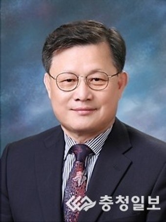 충북대 박종섭 교수 국무총리상 수상