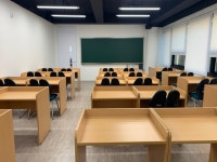 국어 인강강사가 수업하고 질문받는 '한샘미대재수학원 예체능종합반' 개강안내