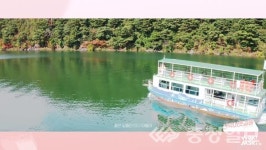 산막이옛길을 달리는 위키 미키