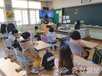 충주 오석초 채인선 작가와의 만남