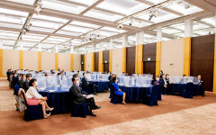 층북경제포럼, 조찬강연회