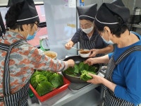 옥천통합복지센터 향수할매식당 인기