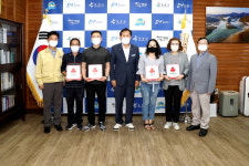 옥천지역 코로나에도 성금 기탁 줄이어