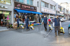 충무동 골목시장 상인회 자율 방역단 | 증평장뜰시장상인회, 안전한 전통시장 만들기 집중방역 실시