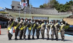 예산군 여성예비군소대, 예당관광지 일원 환경정비 실시