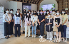 음성군립 맹동혁신도서관, 문화교실 수강생 작품전시회 열어