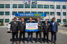 괴산군, 괴산·연풍·덕평 자율방범대에 순찰차량 전달