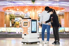대전 중구, 중앙로지하상가에 자율주행 홍보 로봇 도입