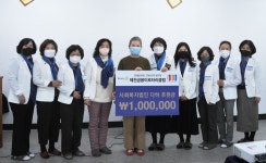 제천우체국·금봉이RC·송계교회, 성금·후원물품 기탁