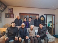 예산군 봉산면 노인회분회, 101세 노인 방문해 인사 나눠