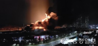 한국타이어 화재, '펑펑' 소리가 나며 불길 번져…대응 3단계 발령