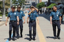 충남경찰청장, 흉기난동 특별치안활동 치안현장 방문