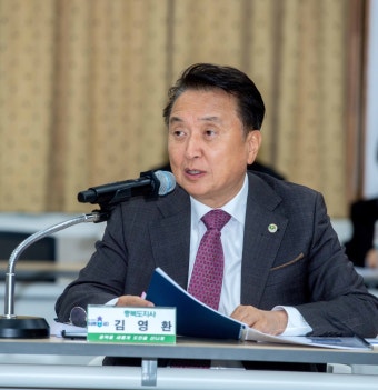 김영환 충북지사, 제천실내체육센터 건립비 '지원' 약속
