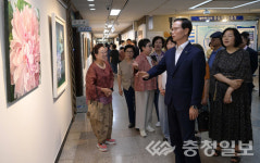 음성군, 복도갤러리 여름의 힐링 작품전시 열어