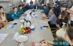 노동부.농림부 장관, 충주 외국인 근로현장 폭염 대응 점검