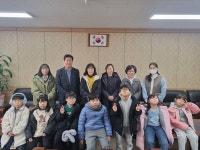 예산 삽교고등학교, 오가지역아동센터 협업해 동심(童心)과 동심(同心) 사진전 개최