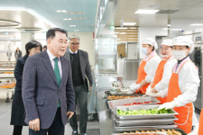 충남교육청, 개학 대비 급식실 환경개선 공사 현장 점검 완료