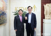 서철모 서구청장, 키다리식품 방문… 지역경제 협력 강화