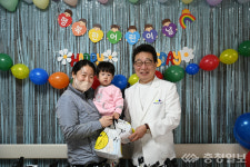 홍성의료원, 어린이날 맞아 소아환자 대상 선물 전달 행사 진행