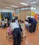 유아들의 달콤한 머핀처럼, 형님들과 사르르 이음 놀이