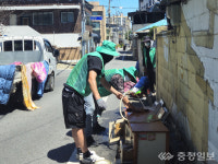 충주 지현동새마을, 홀몸노인 집수리 봉사