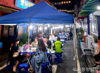 충주 옹달샘시장, 감성포차 달토끼 야시장