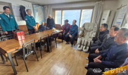 충주 김진석 대행, 한파쉼터 현장 점검