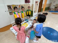 비닐봉지 대신 물고기 시장…참샘유치원 바다반 환경축제