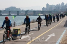 한강 자전거도로 1년 내내 안전! 안심!